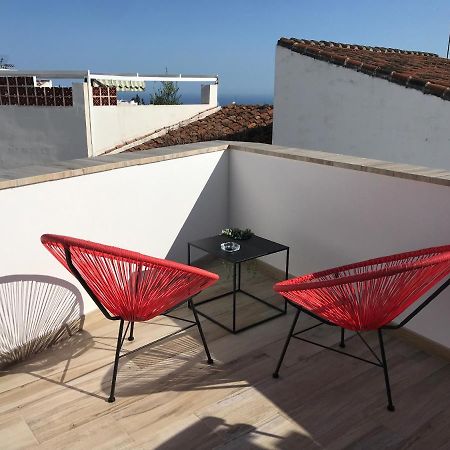 Cerezo'S House - Terrace & Jacuzzi Villa Frigiliana Exterior photo